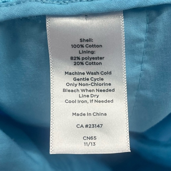 Talbots Blue Floral Eyelet High Rise Lined Shorts Size 8 - Picture 7 of 7